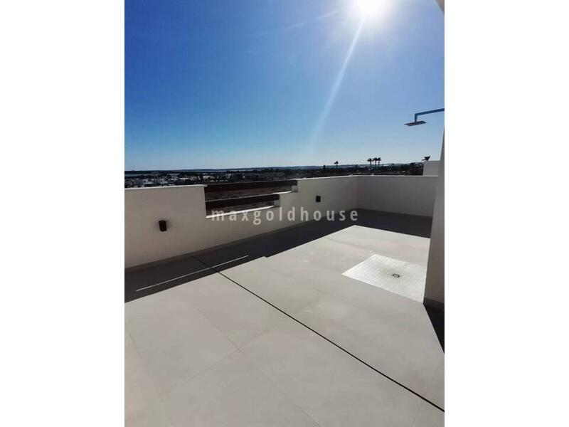 3 спальная комната вилла продается