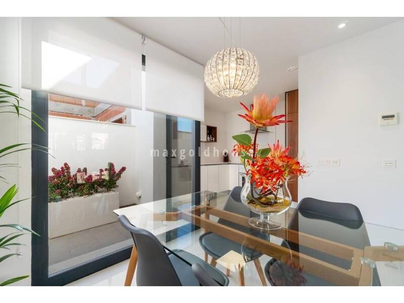 3 bedroom Villa for sale 3 bedroom Villa for sale