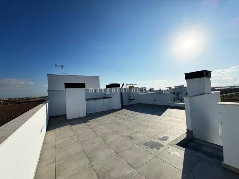 2 slaapkamer Appartement Te koop 2 slaapkamer Appartement Te koop