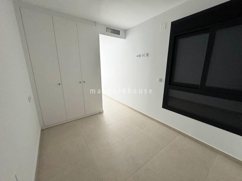 2 slaapkamer Appartement Te koop 2 slaapkamer Appartement Te koop