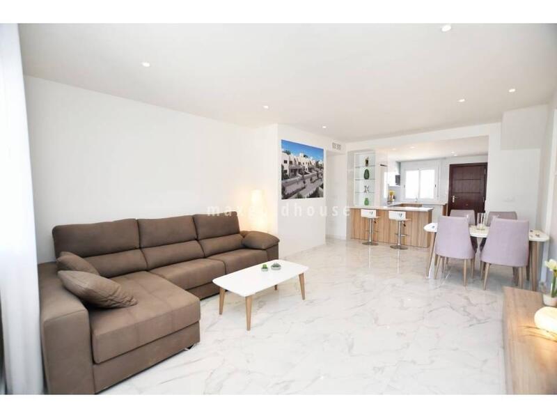 2 slaapkamer Appartement Te koop