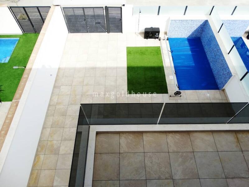 3 Cuarto Adosado en venta