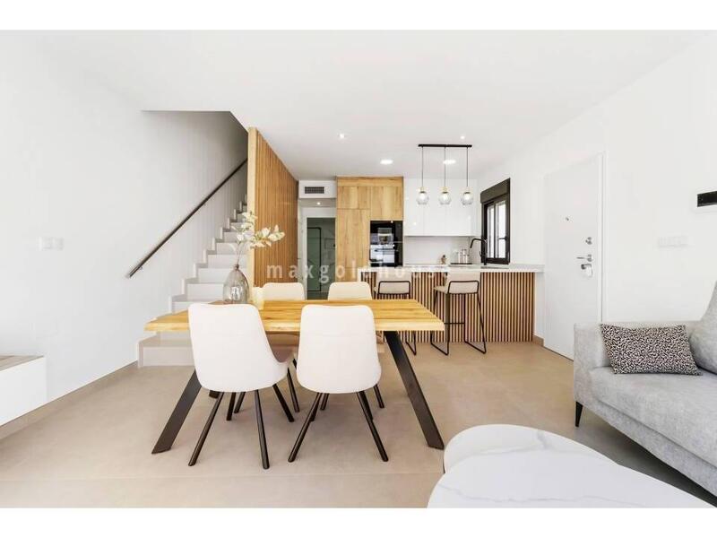 3 slaapkamer Villa Te koop 3 slaapkamer Villa Te koop