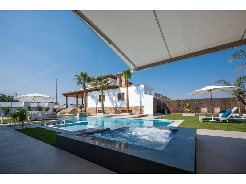 Villa for sale in Avileses, Murcia