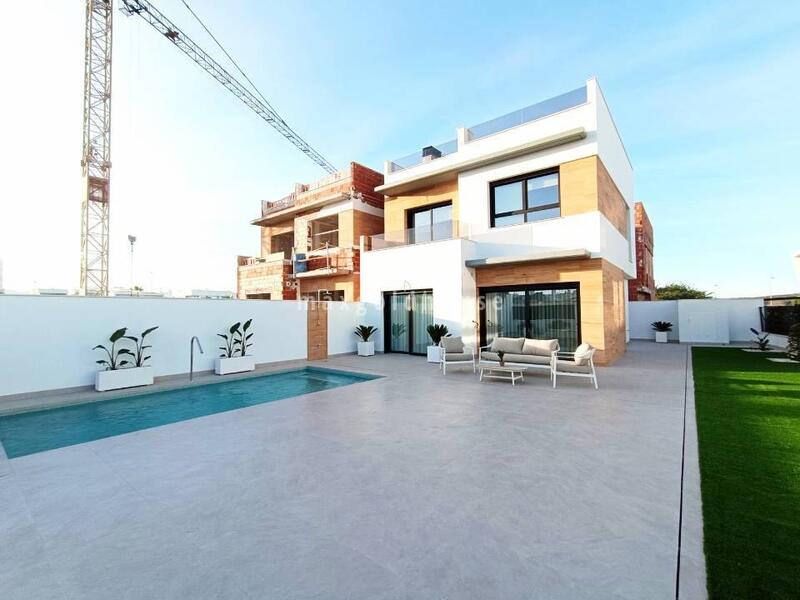 3 Cuarto Villa en venta