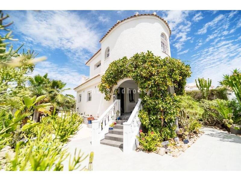 4 Schlafzimmer Villa zu verkaufen