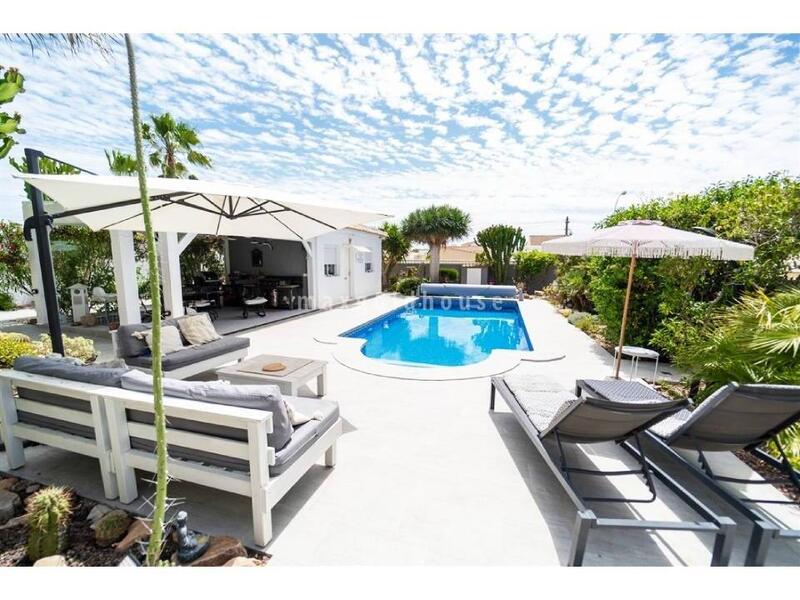 4 Schlafzimmer Villa zu verkaufen