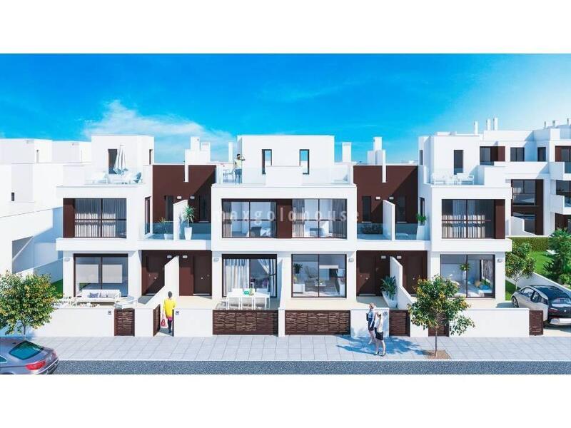 Townhouse for sale in Pilar de la Horadada, Alicante