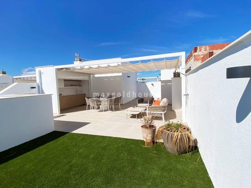 3 bedroom Apartment for sale