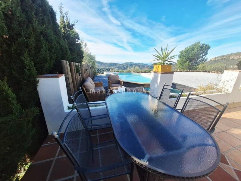 4 sovrum Villa till salu