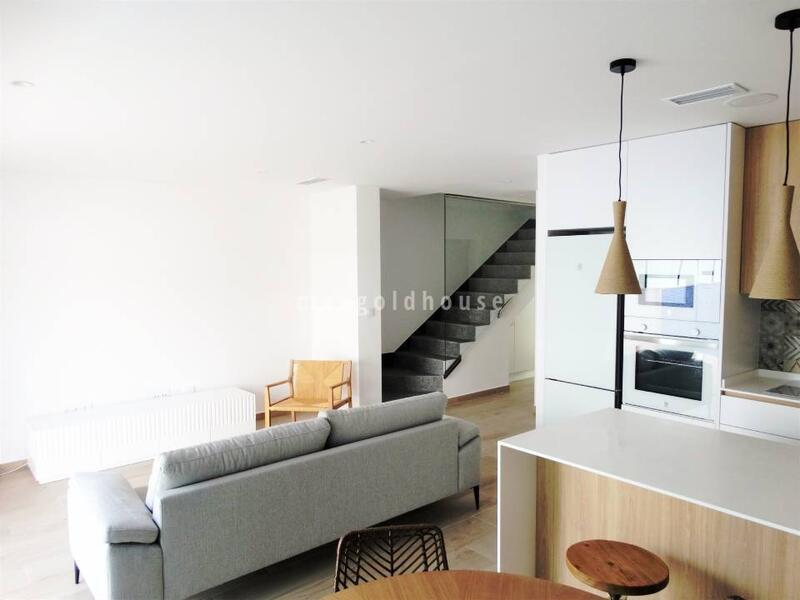 3 Cuarto Adosado en venta