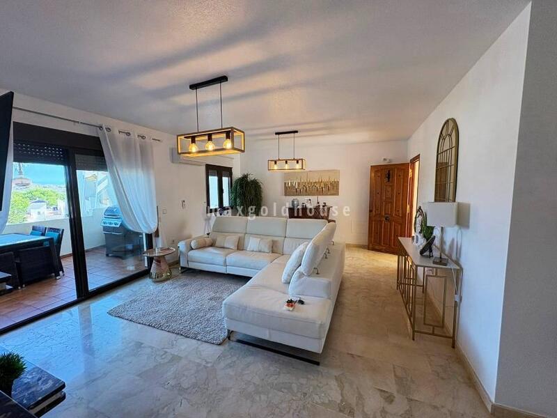 3 bedroom Apartment for sale