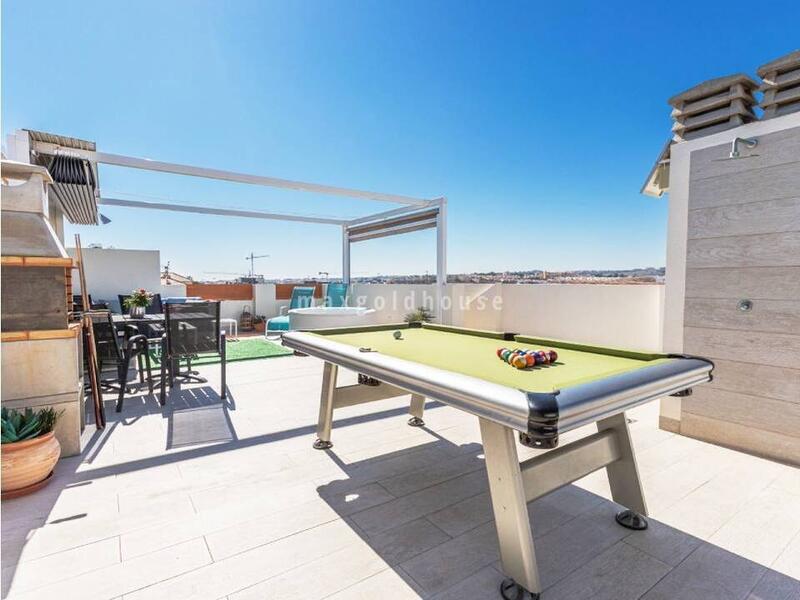 2 slaapkamer Appartement Te koop