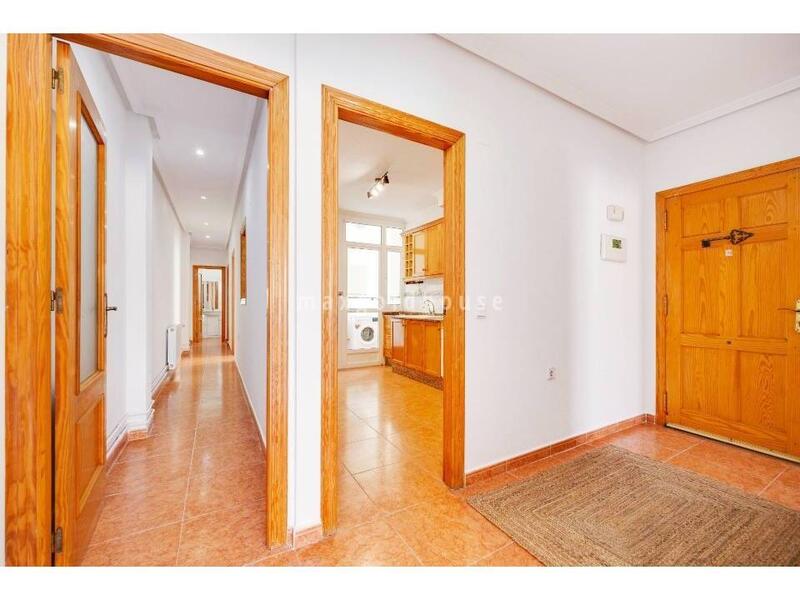 3 bedroom Apartment for sale