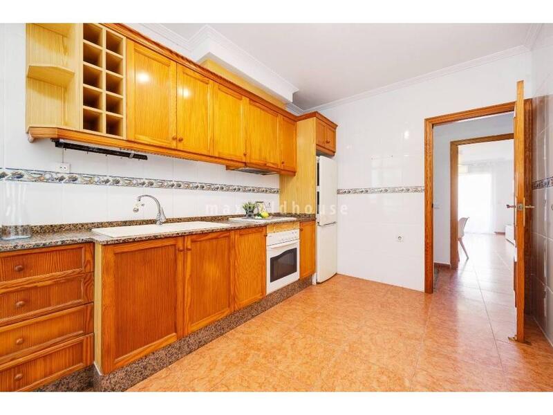 3 bedroom Apartment for sale