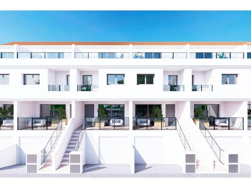 4 bedroom Townhouse for sale