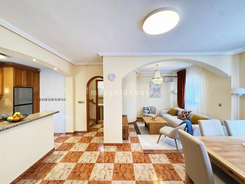 2 bedroom Duplex for sale