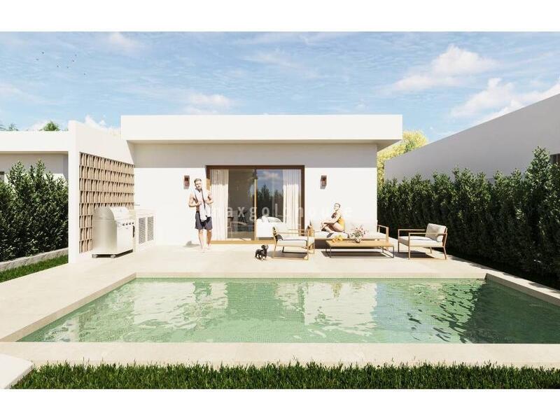 Villa en venta en Los Montesinos, Alicante