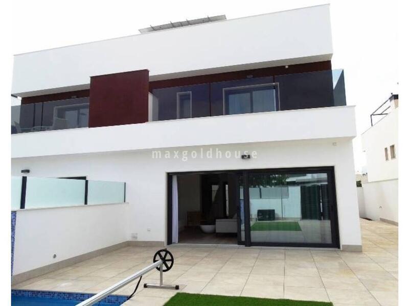 Villa til salg i Pilar de la Horadada, Alicante