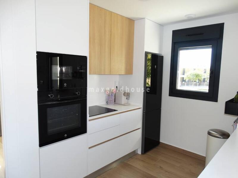 3 bedroom Apartment for sale