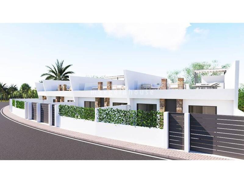 2 bedroom Townhouse for sale 2 bedroom Townhouse for sale