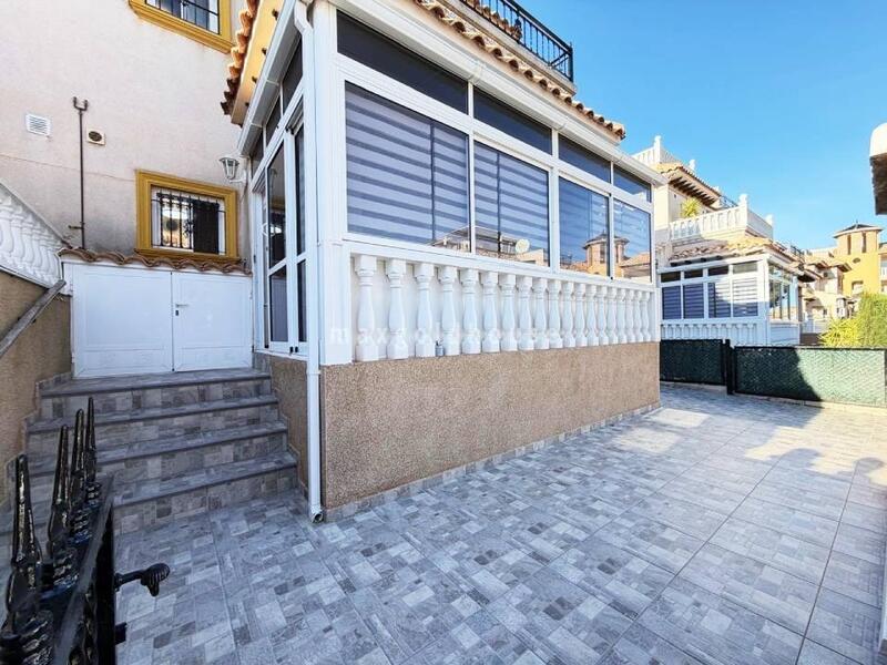 2 bedroom Duplex for sale