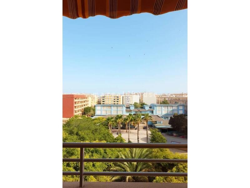 Lejlighed til salg i Torrevieja, Alicante