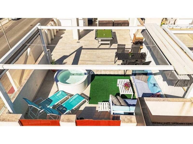 Apartment for sale in Torrevieja, Alicante