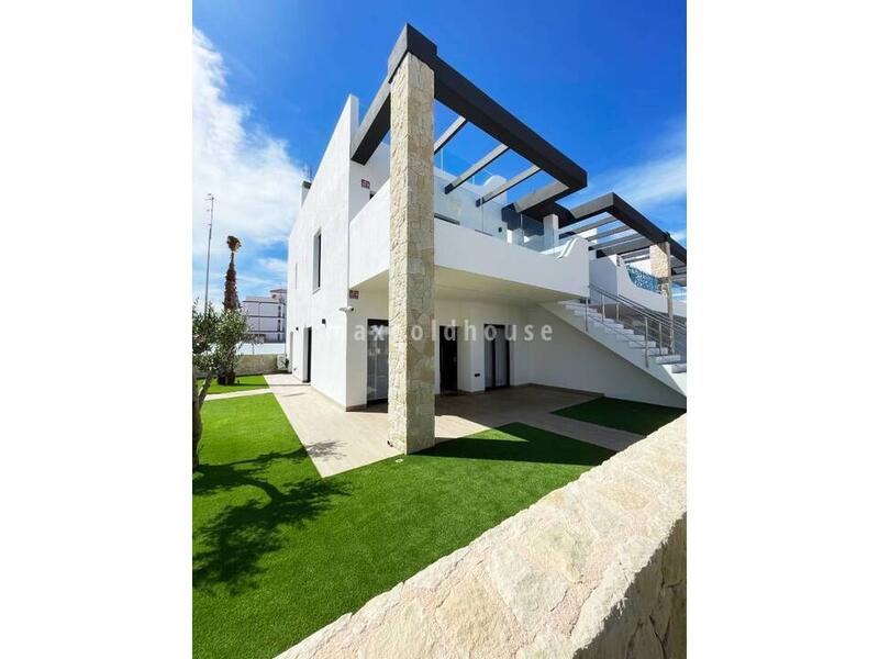 Villa till salu i Orihuela Costa, Alicante