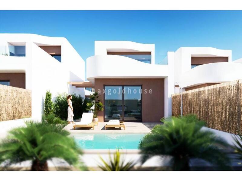 3 soveværelse Villa til salg i Los Montesinos, Alicante