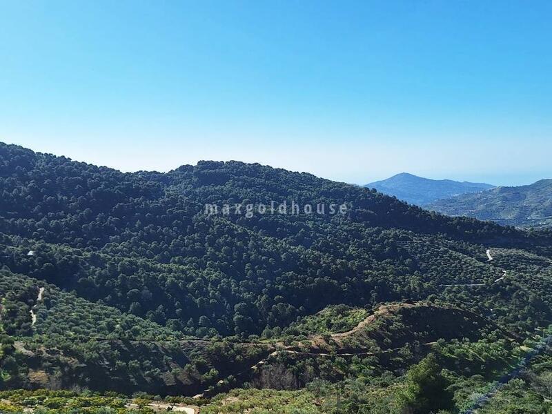 Casa de Campo en venta en Canillas de Albaida, Málaga