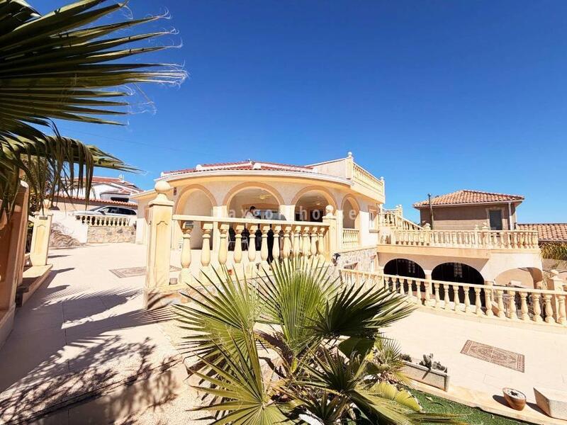 5 bedroom Villa for sale 5 bedroom Villa for sale