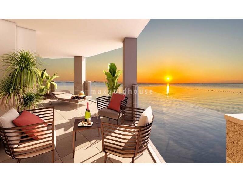 Apartment for sale in La Manga del Mar Menor, Murcia