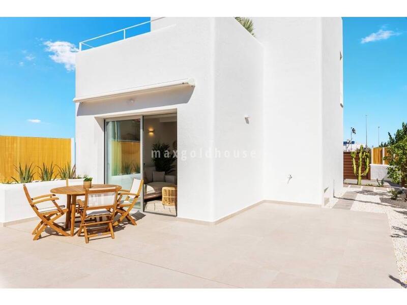 Villa til salg i Los Alcazares, Murcia
