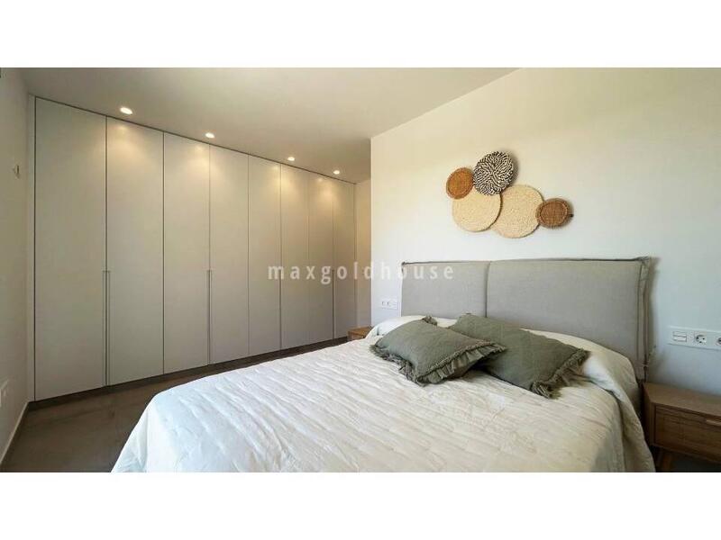 3 bedroom Townhouse for sale