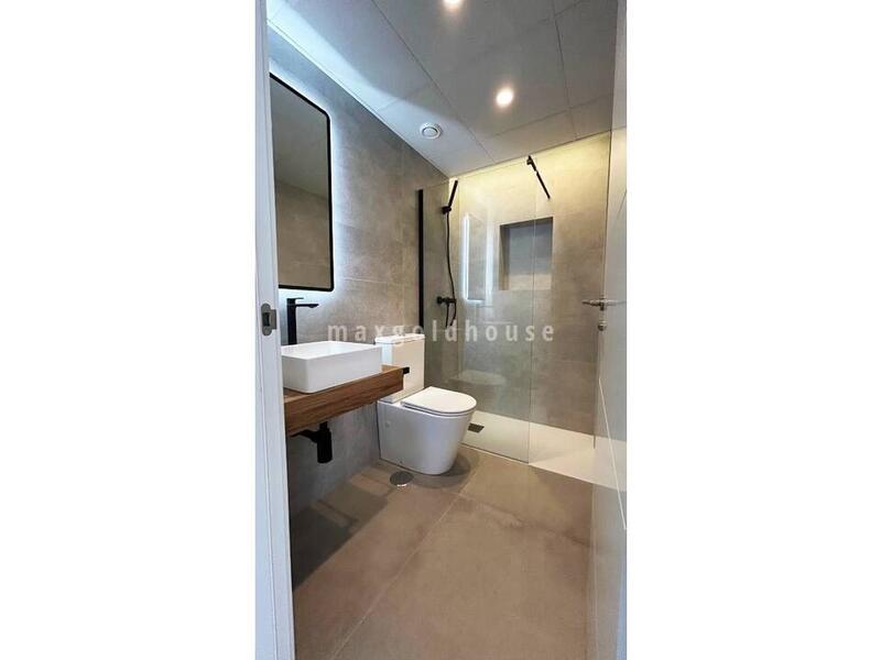 3 bedroom Townhouse for sale