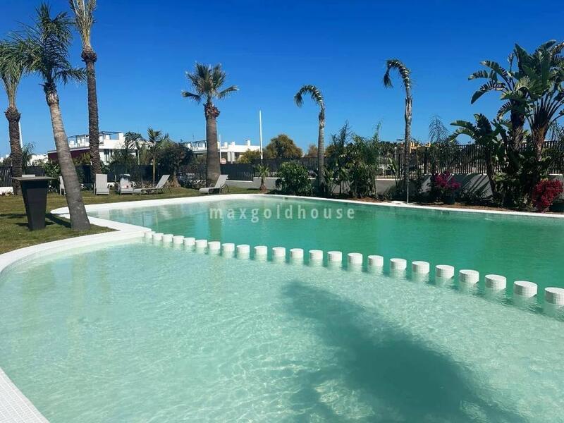 3 bedroom Apartment for sale