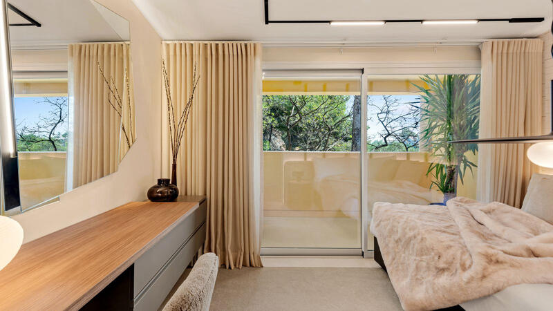4 bedroom Apartment for sale