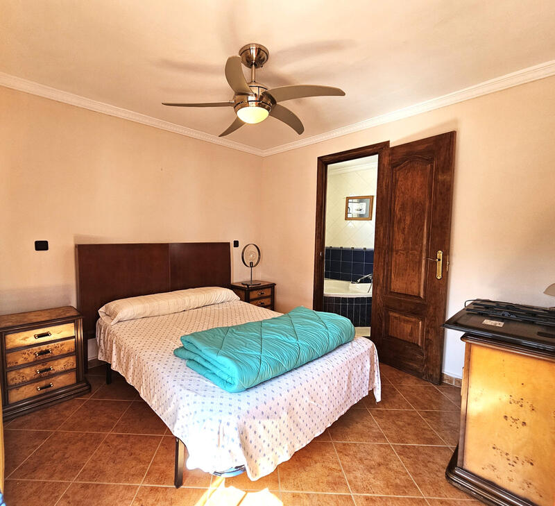 3 Cuarto Villa en venta