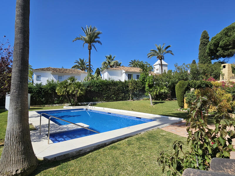 3 Cuarto Villa en venta