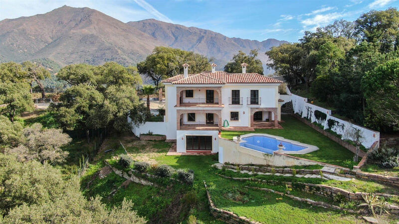 4 bedroom Villa for sale