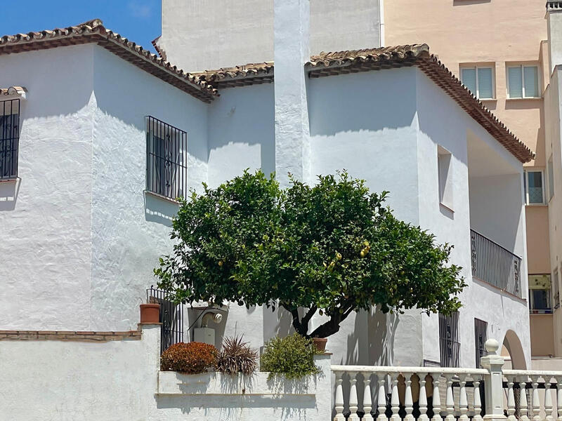 4 slaapkamer Villa Te koop