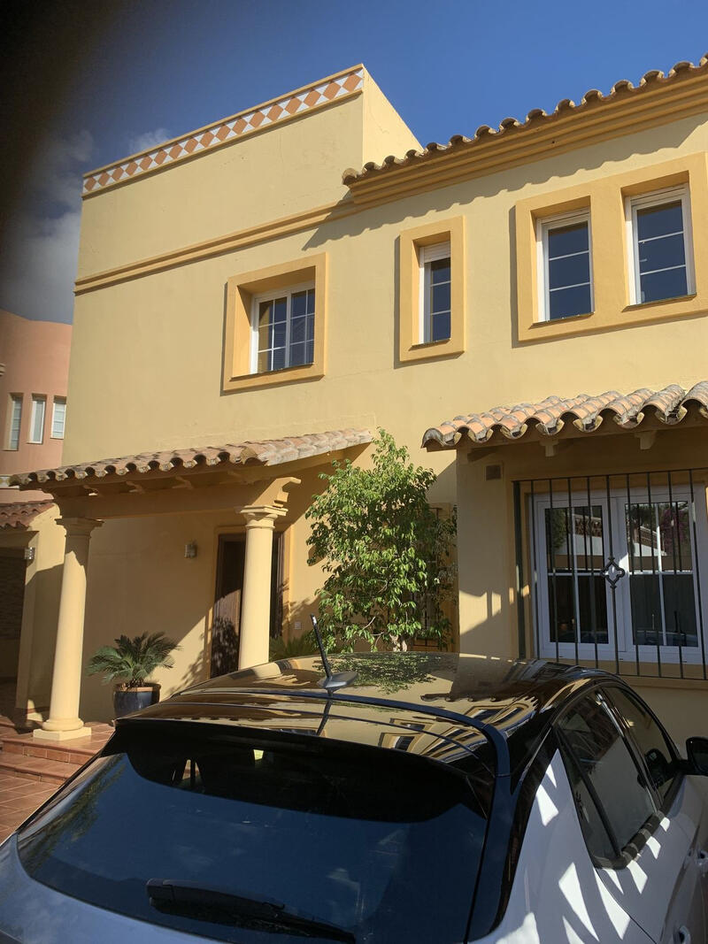 4 chambre Villa à vendre