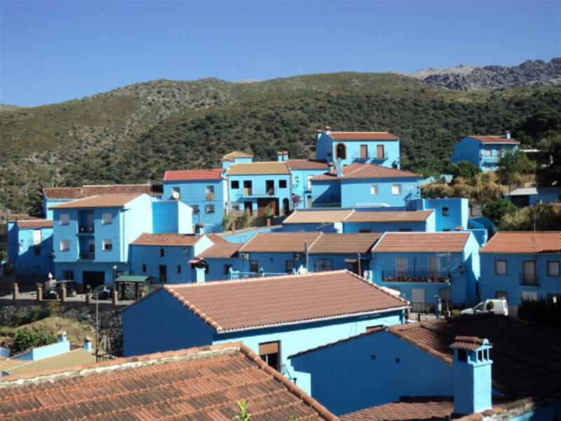 8 bedroom Commercial Property for sale