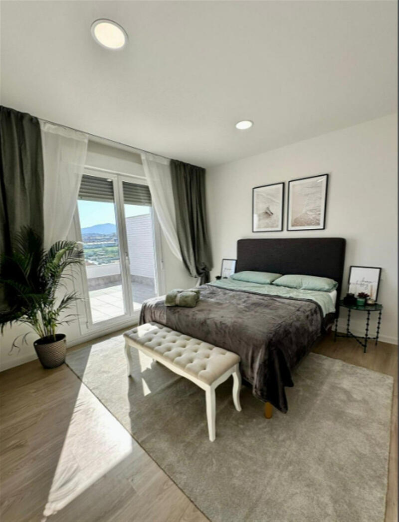 3 bedroom Apartment for sale