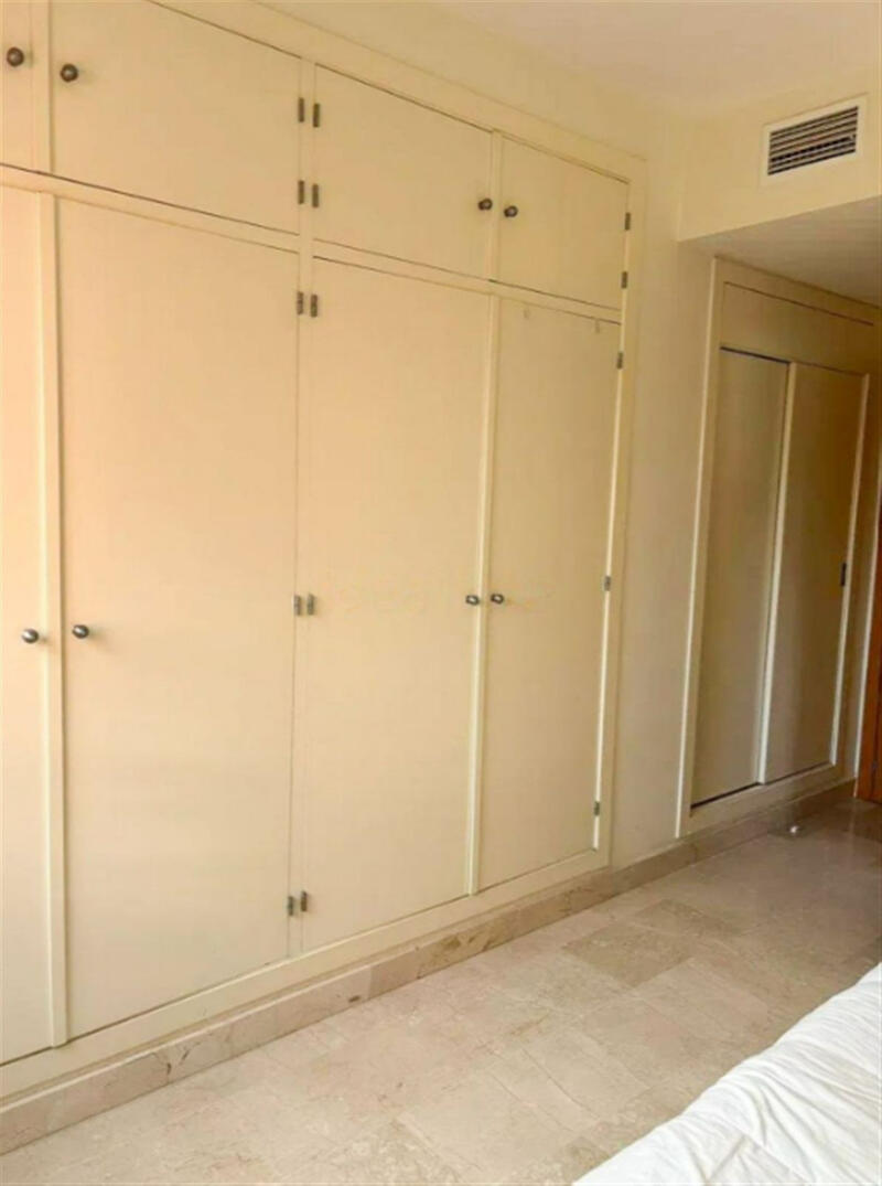2 Schlafzimmer Appartement zu verkaufen