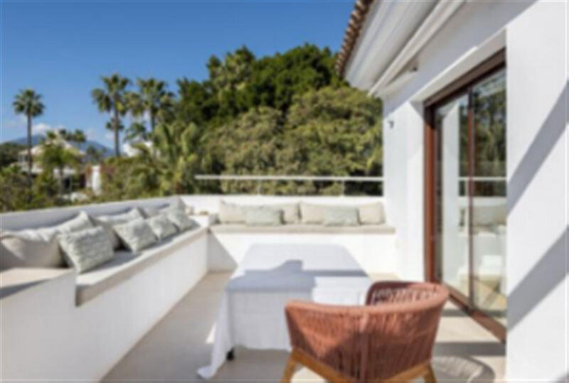 Apartment for sale in Marbella, Málaga