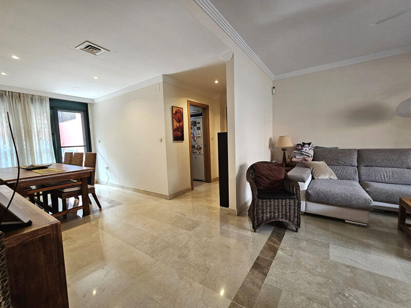 2 bedroom Apartment for sale
