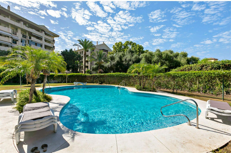 Leilighet til salgs i Guadalmina Alta, Málaga