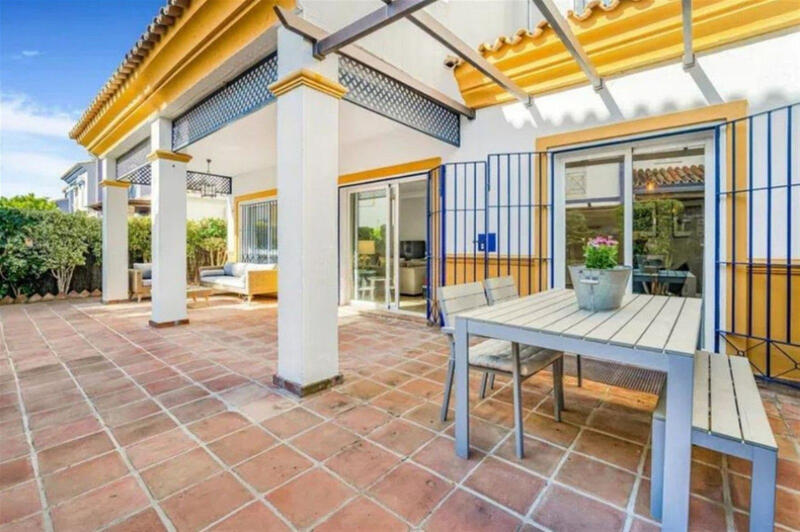 Auberge à vendre dans San Pedro de Alcantara, Málaga